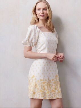 LC Lauren Conrad short puff sleeve floral summer mini dress Butter Yellow Large